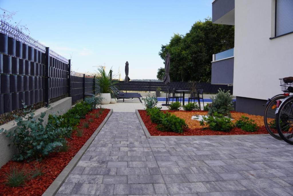 La Dolce Vita Apartment โตรกีร์ ภายนอก รูปภาพ
