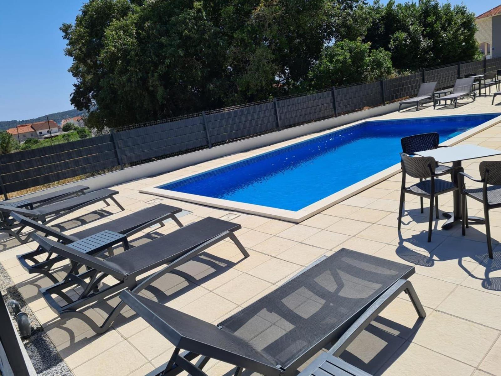 La Dolce Vita Apartment โตรกีร์ ภายนอก รูปภาพ