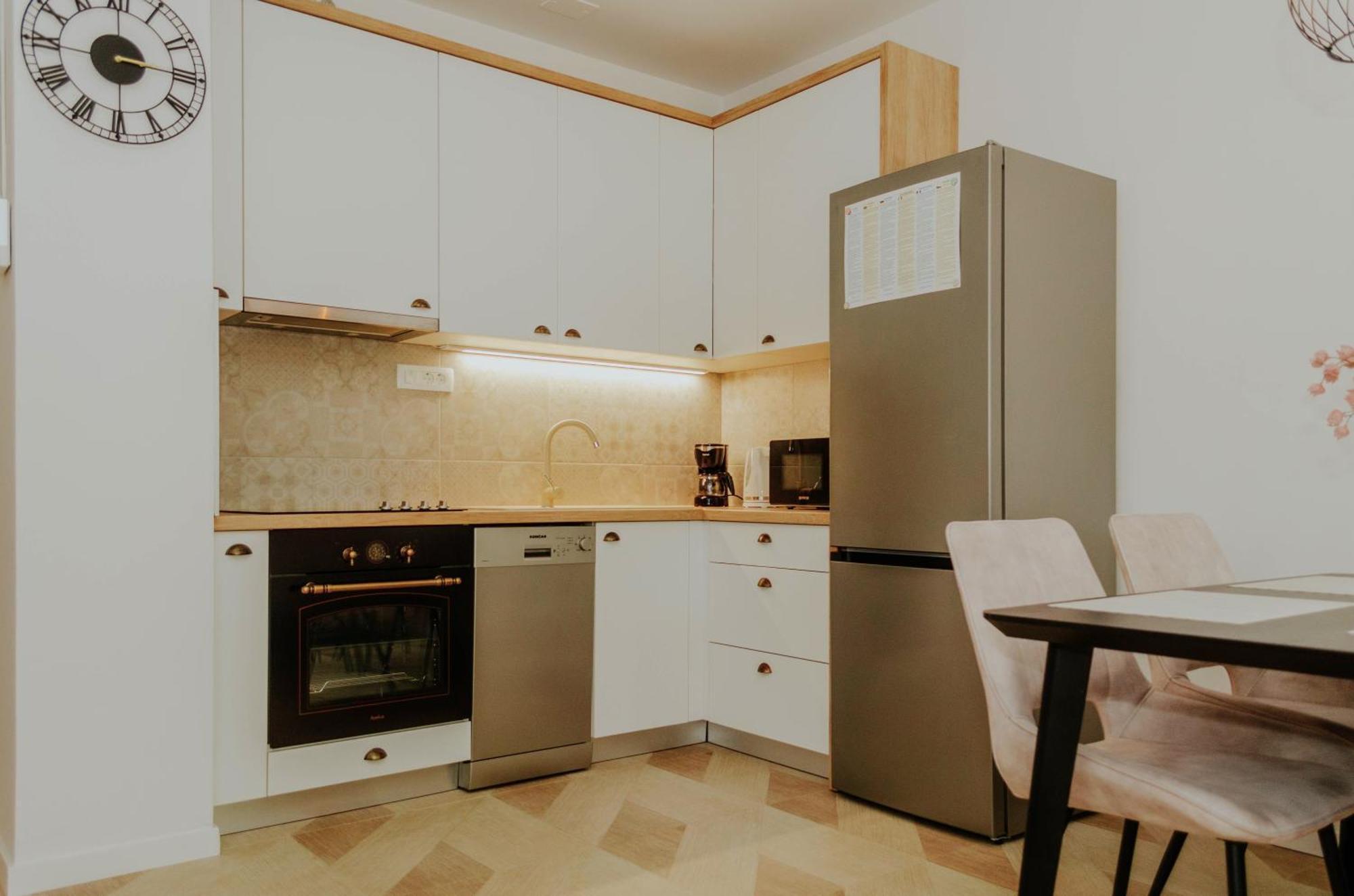 La Dolce Vita Apartment โตรกีร์ ภายนอก รูปภาพ