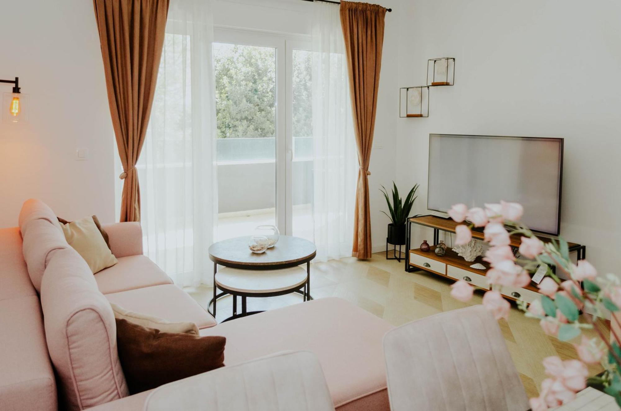 La Dolce Vita Apartment โตรกีร์ ภายนอก รูปภาพ