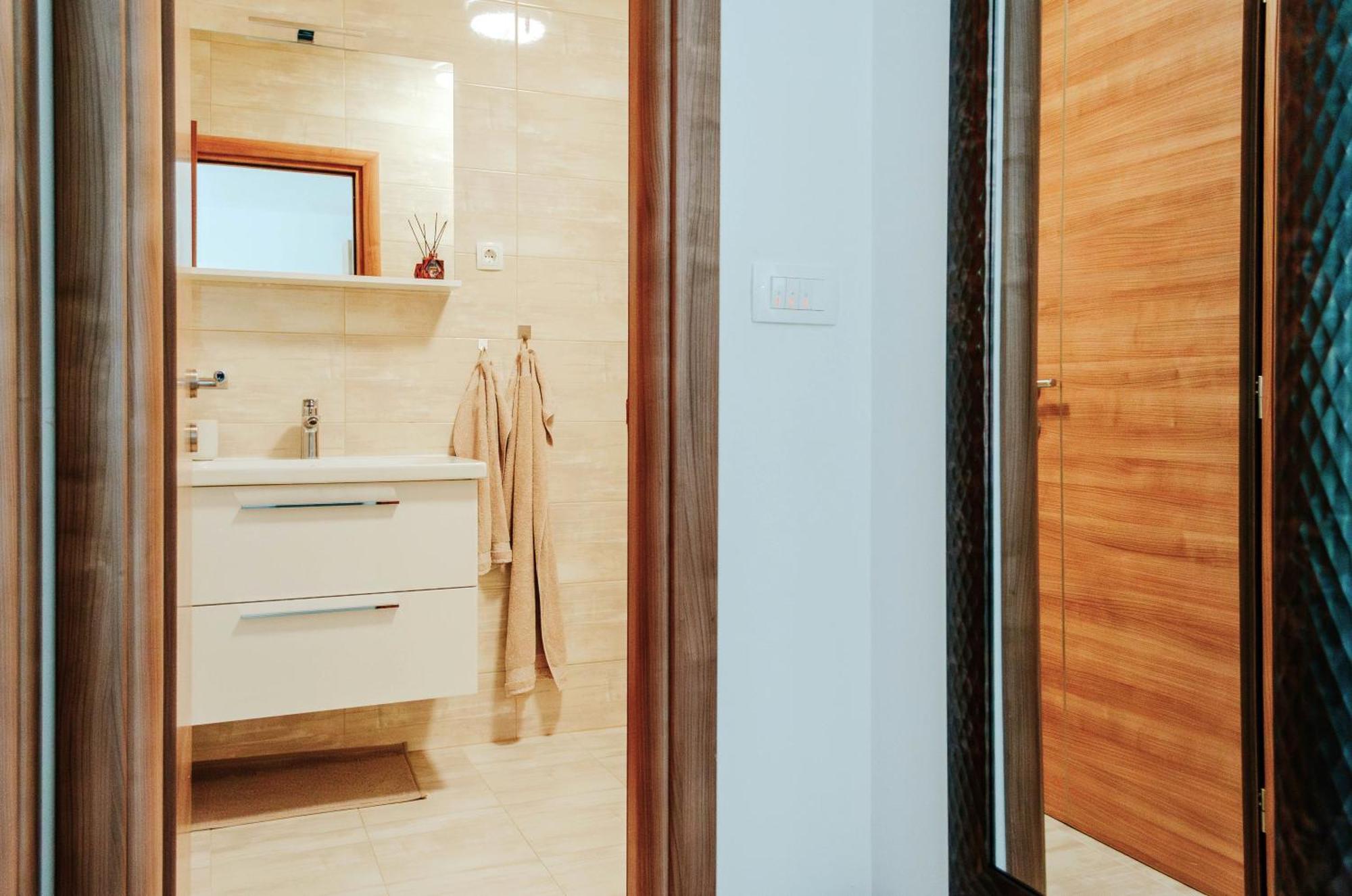 La Dolce Vita Apartment โตรกีร์ ภายนอก รูปภาพ